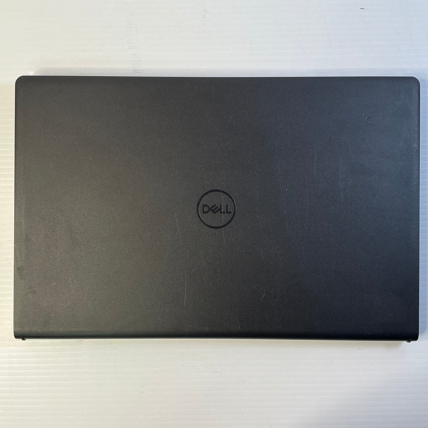 Dell Inspiron 3520
