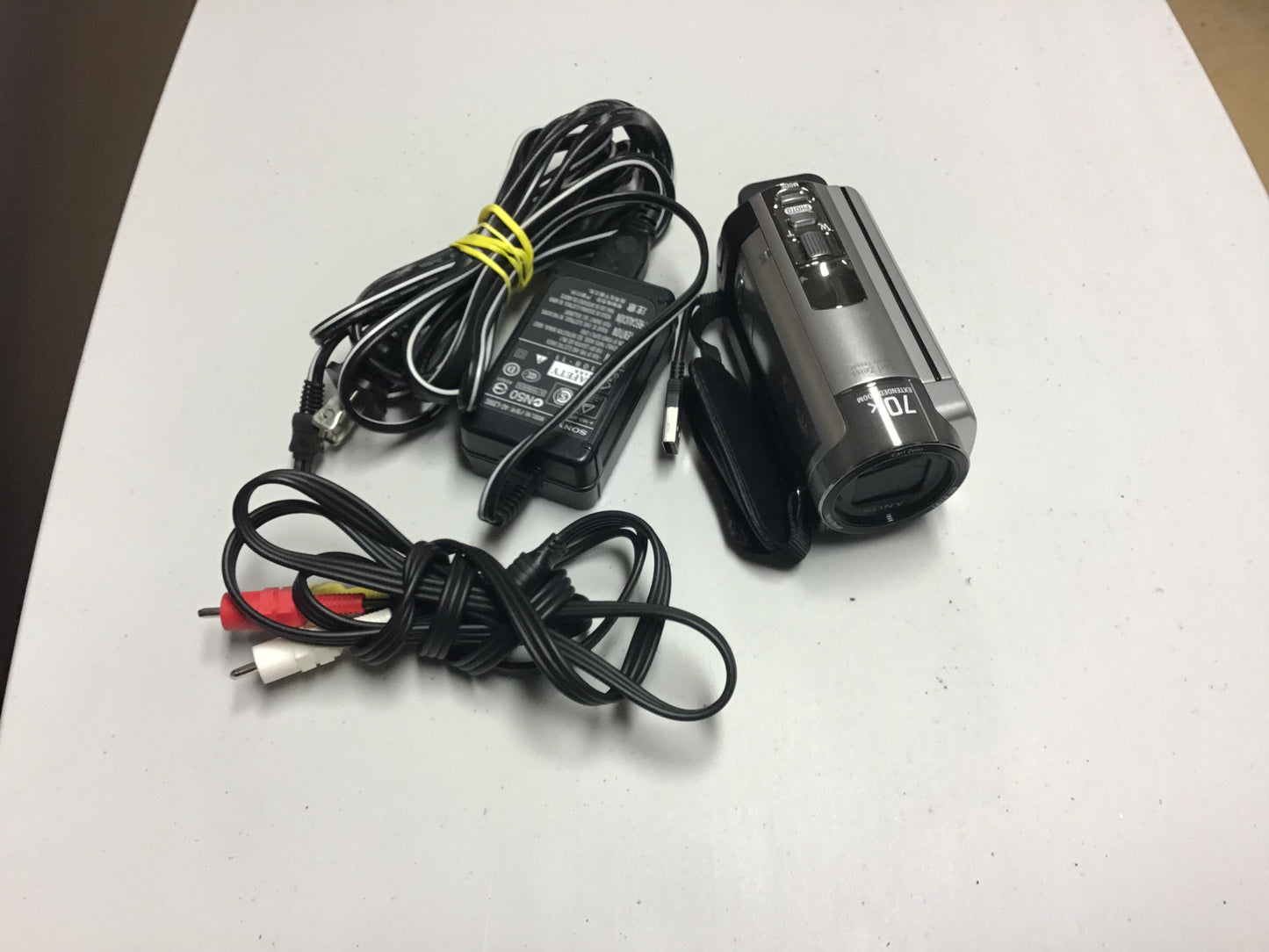 Sony Handycam DCR-SX65