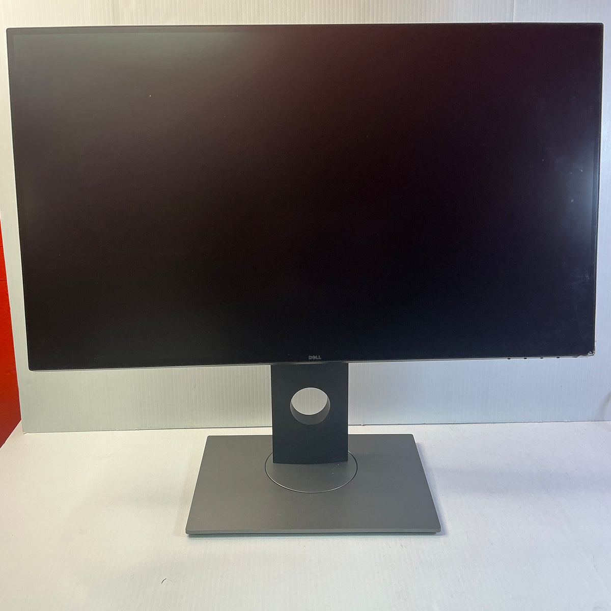 Dell UltraSharp U2717D Monitor