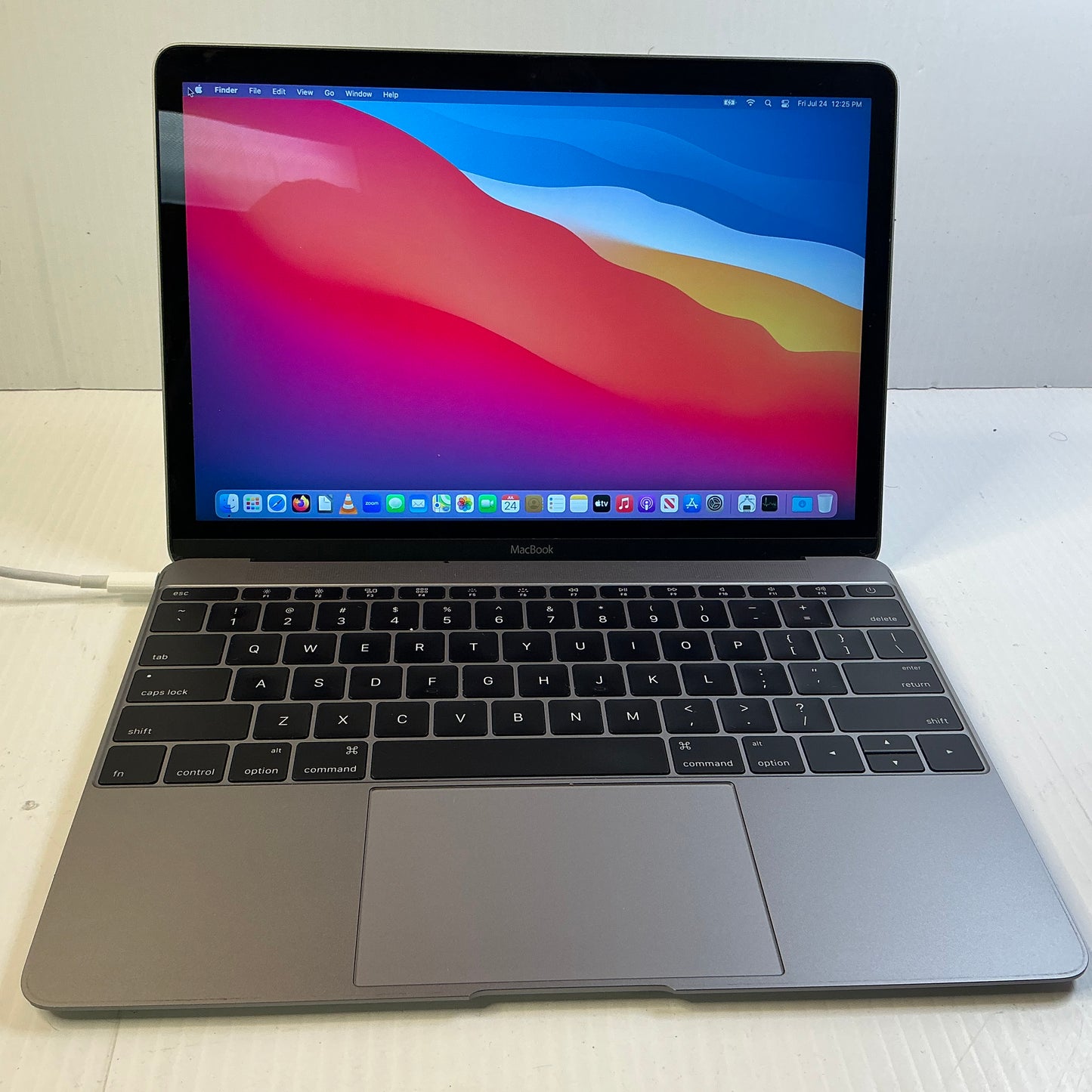 Apple MacBook 12” (Early 2015)