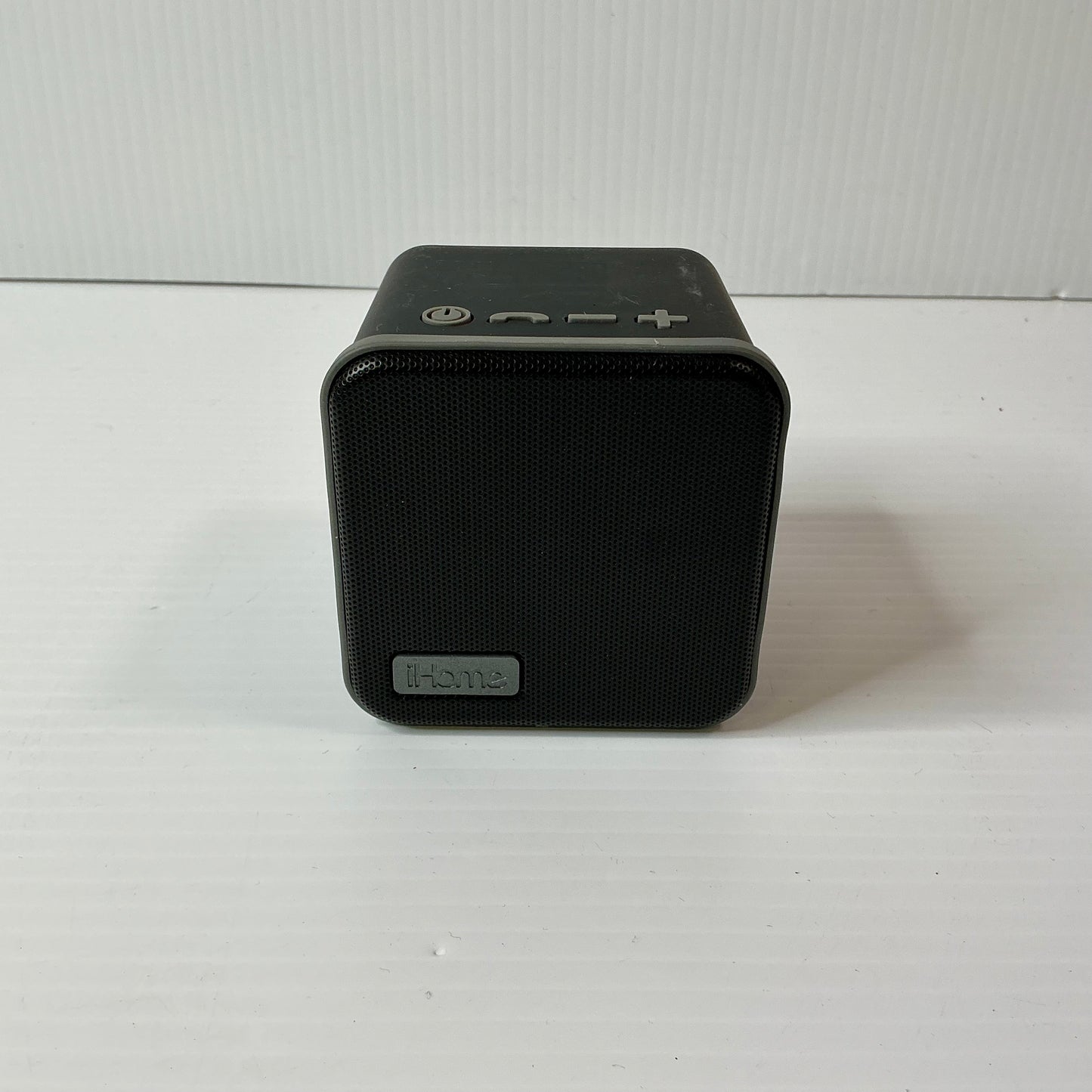 iHome Bluetooth Speaker