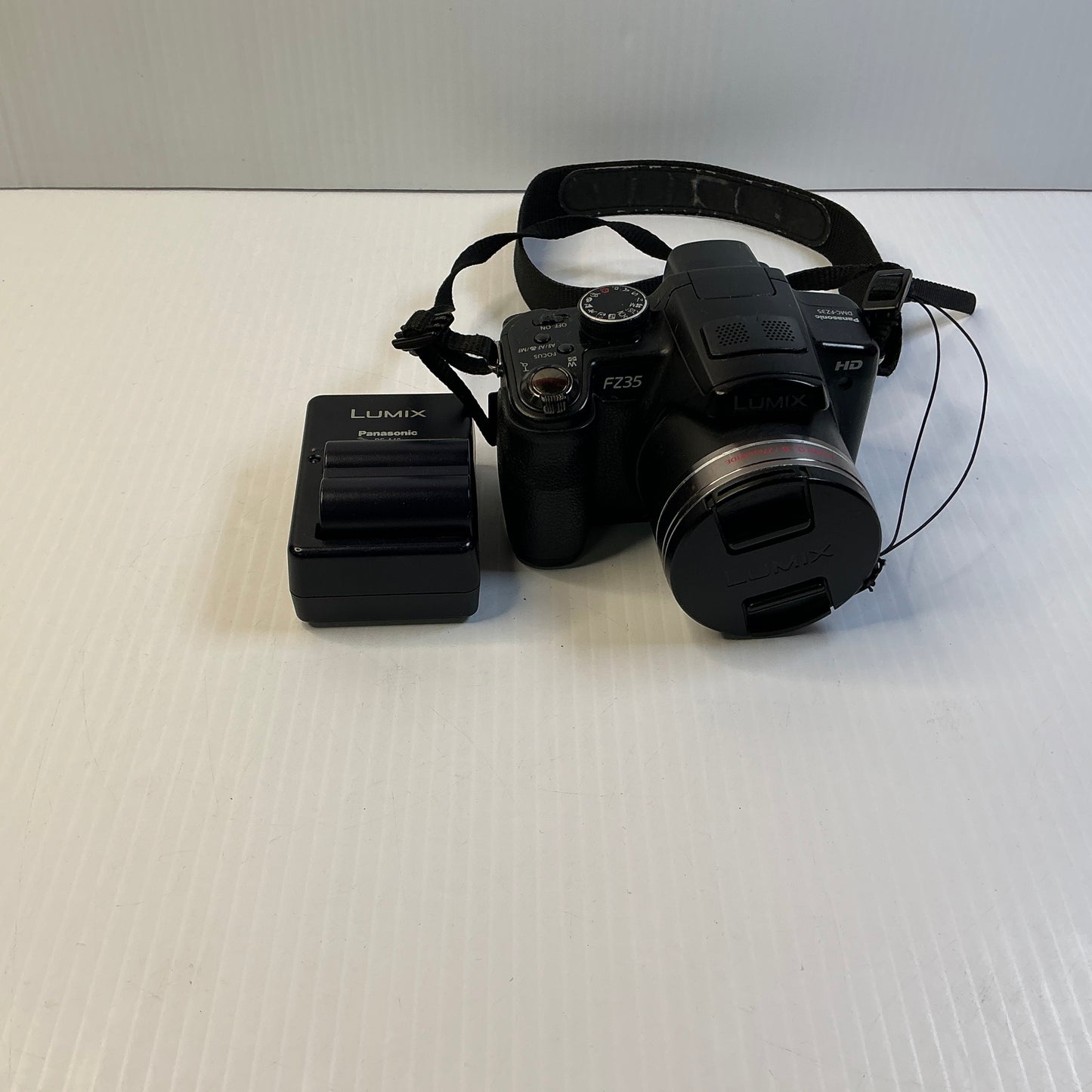 Panasonic Lumix DMC-FZ35 Camera