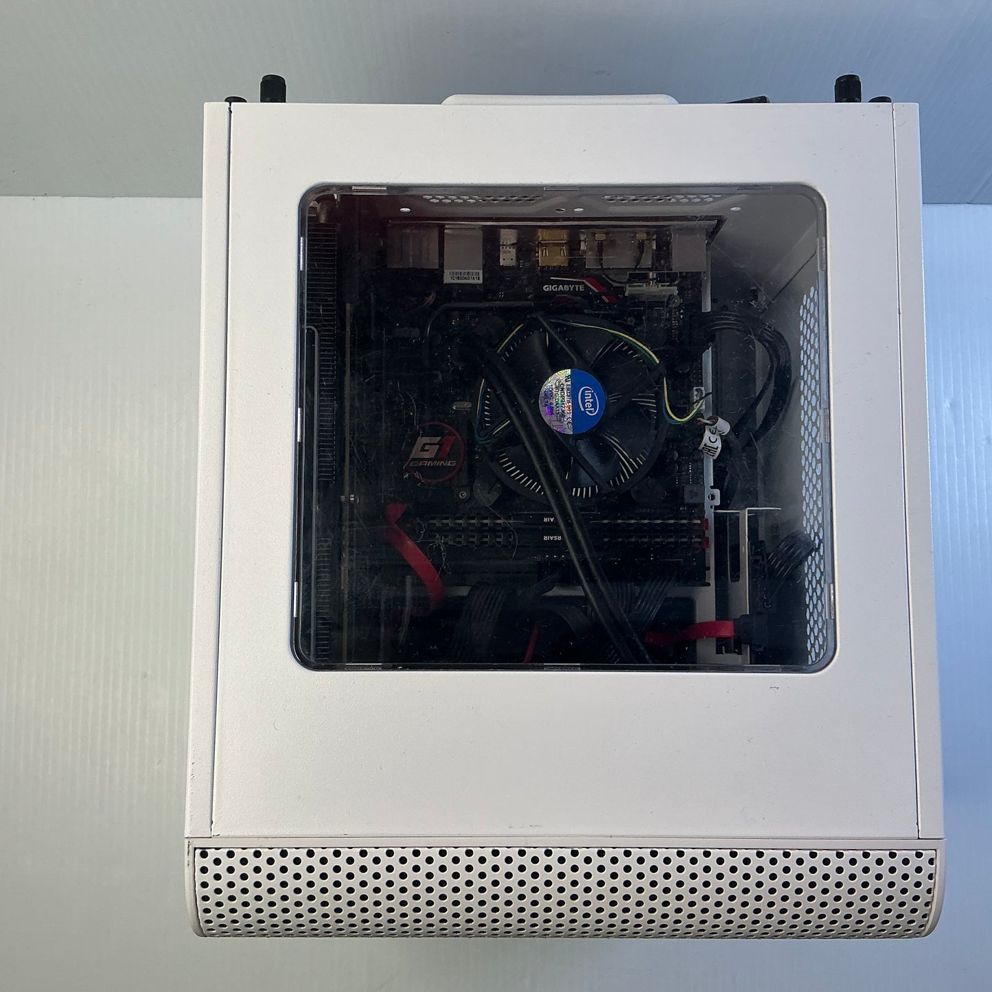 Gigabyte Z170N Custom