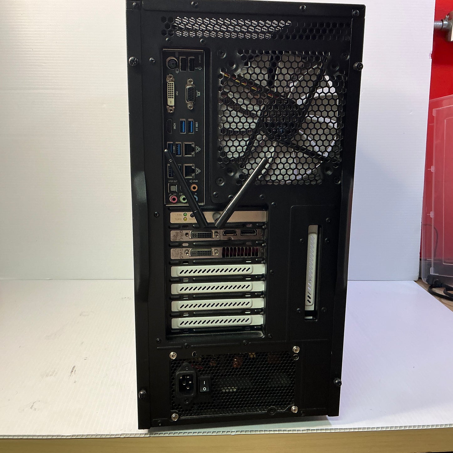 Gigabyte Z97X-UD5H Custom PC