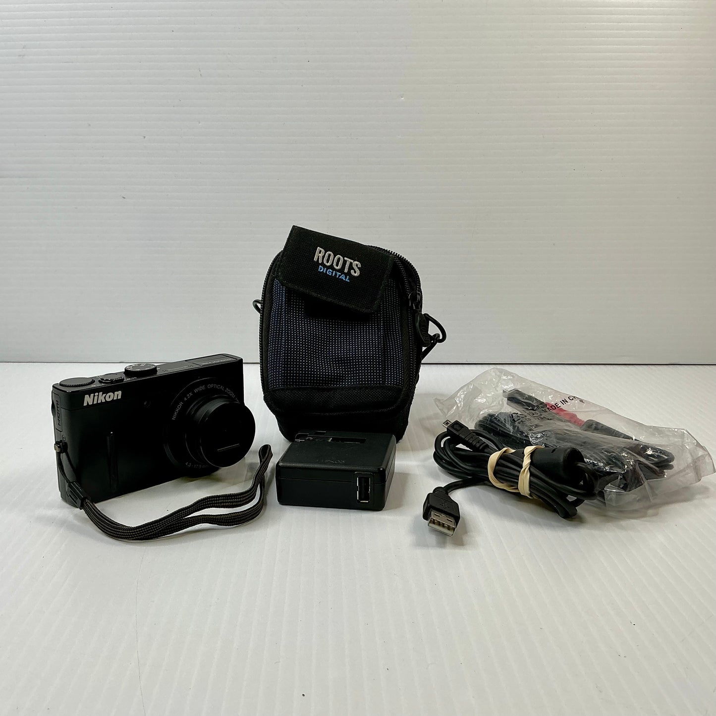 Nikon CoolPix P300