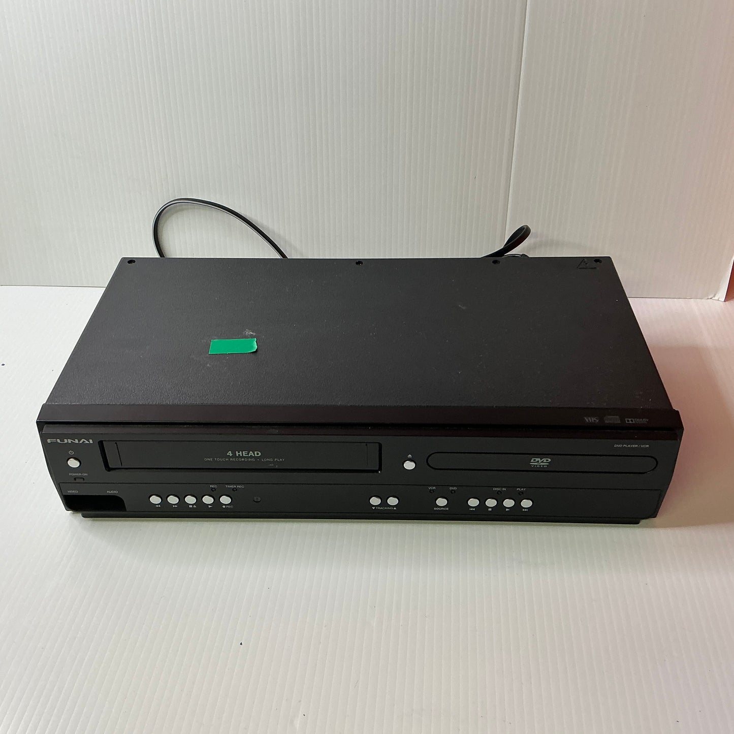 Funai DV220FX4 DVD VCR Combo Player