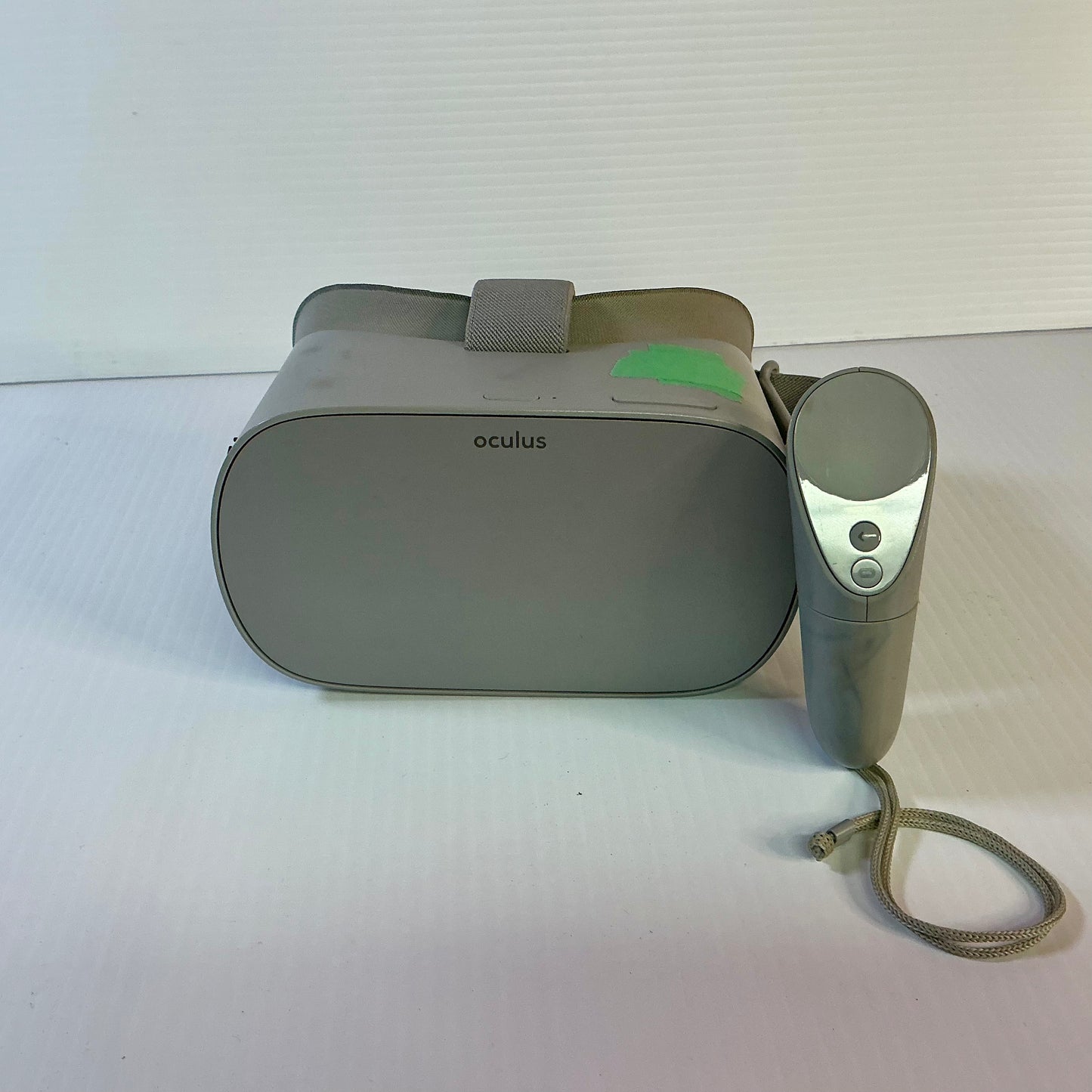 Meta Oculus Go 32GB Standalone VR Headset