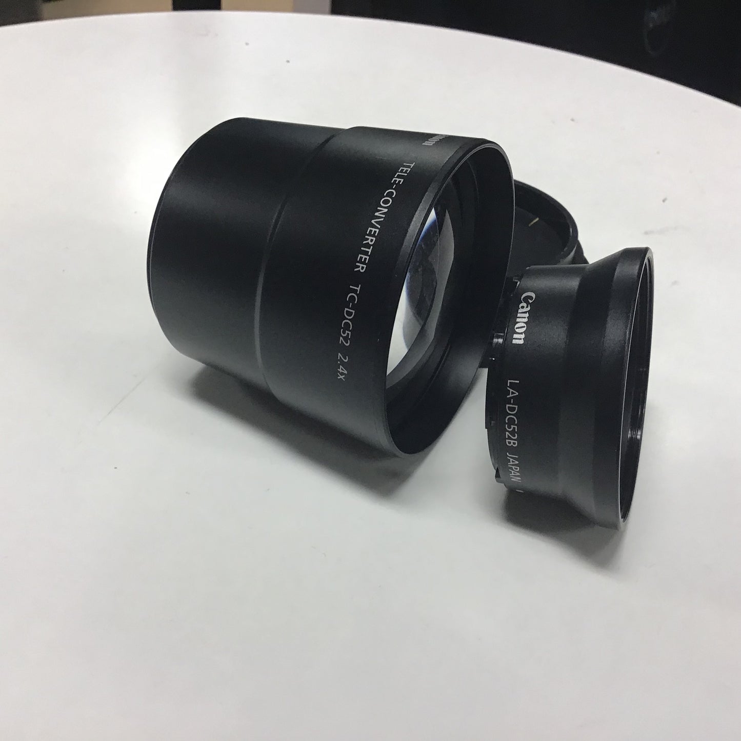 Canon TC-DC52 2.4X Teleconvertor Lens