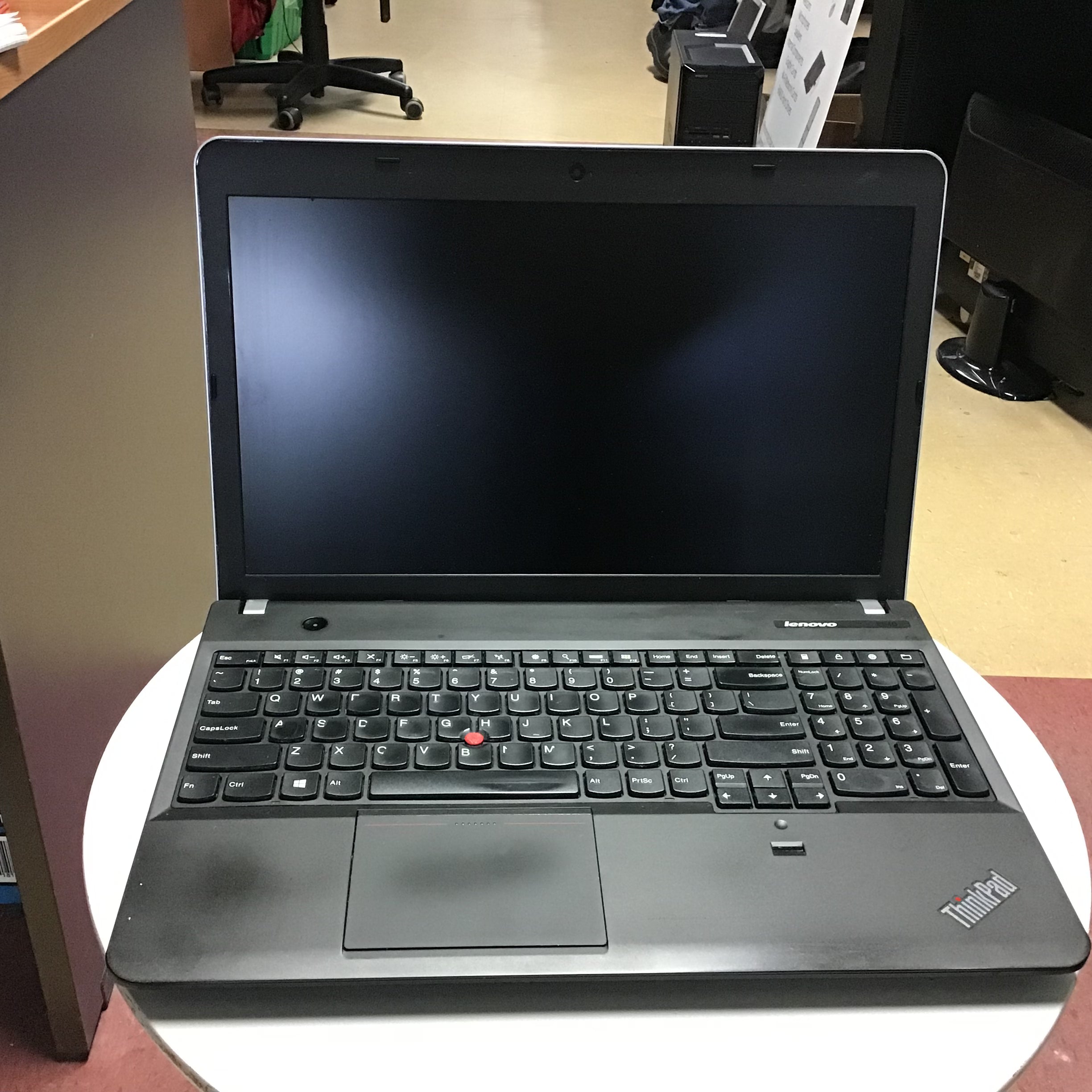 Capot de service AP0SK000800 pour Lenovo ThinkPad Edge E531 Comme neuf Capot de service AP0SK000800 pour Lenovo ThinkPad Edge E531 Comme neuf