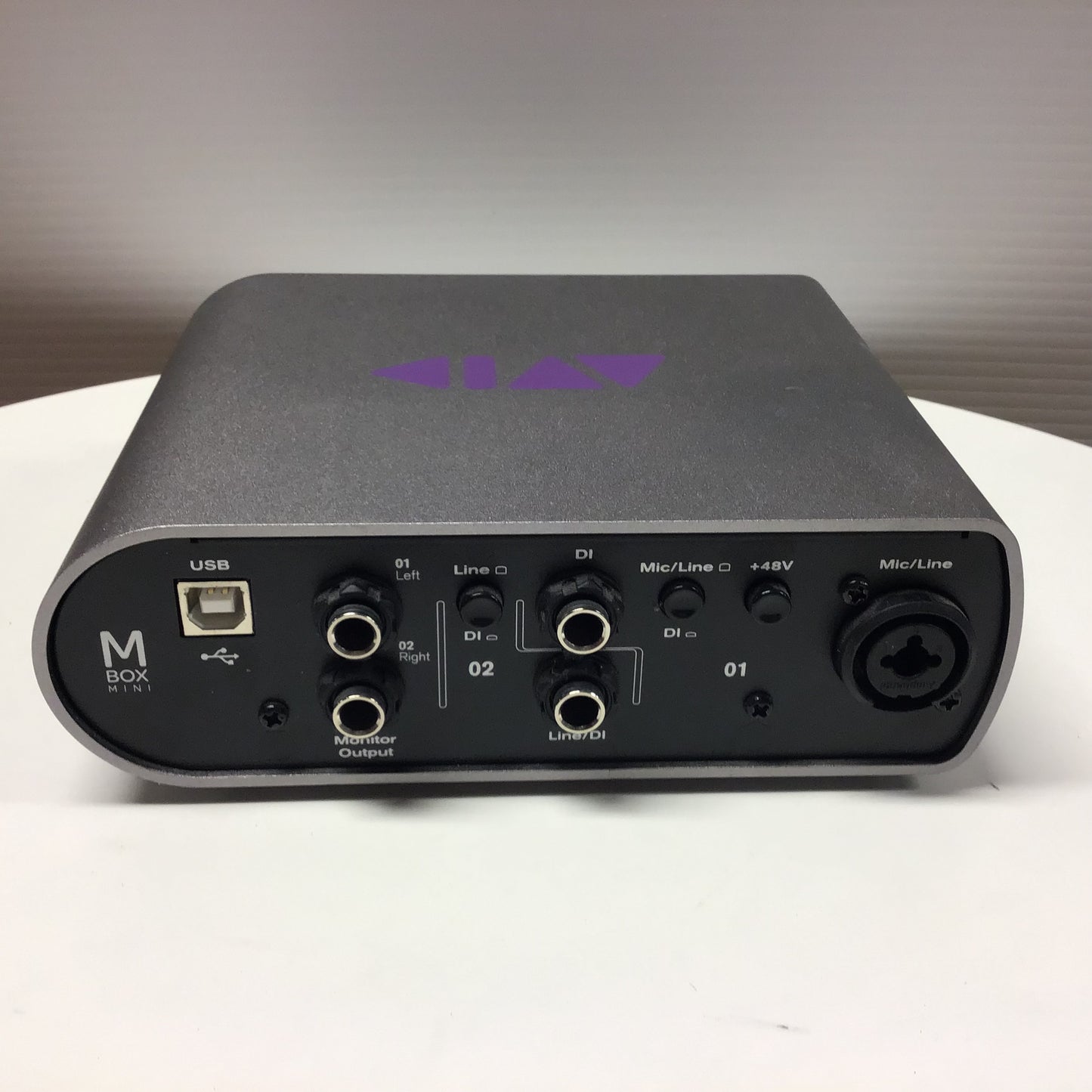 Avid Mbox Mini - USB Digital Audio Interface
