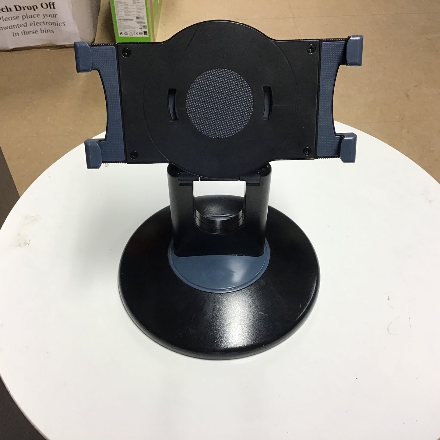 Abovetek Tablet Stand