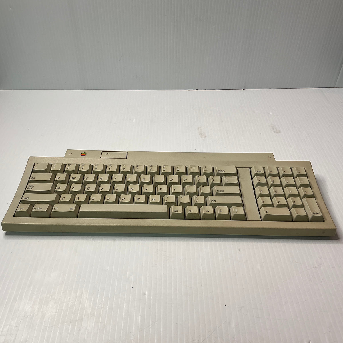 Vintage 1990 Apple Keyboard II M0487