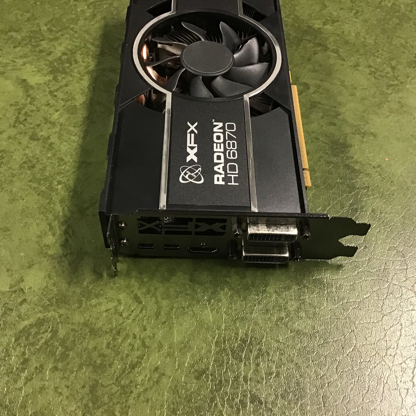 XFX AMD Radeon HD6870 1GB