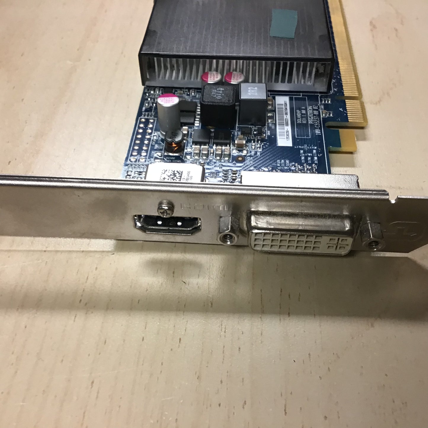 HP Pegatron AMD Radeon R7 240 2GB