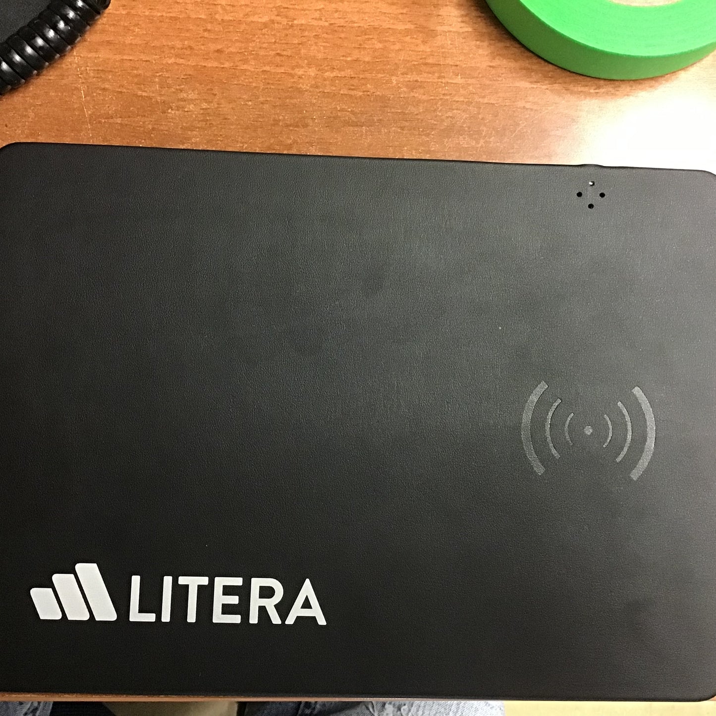 Litera Mouse Pad Wireless Charger