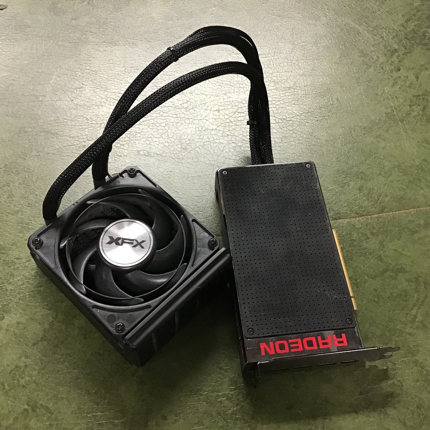 AMD Radeon R9 FURY 4GB