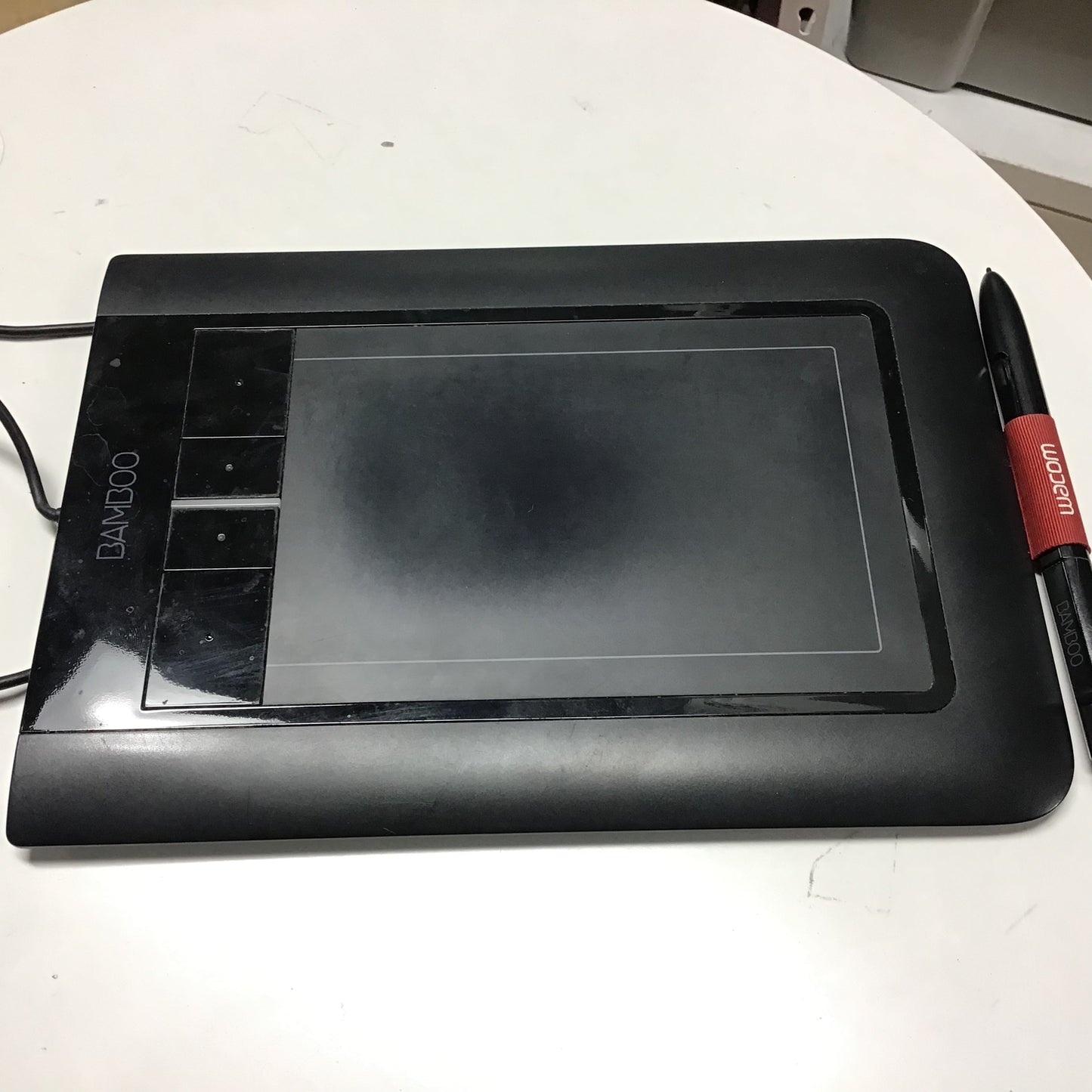 Wacom CTH460 Pen & Touch Tablet