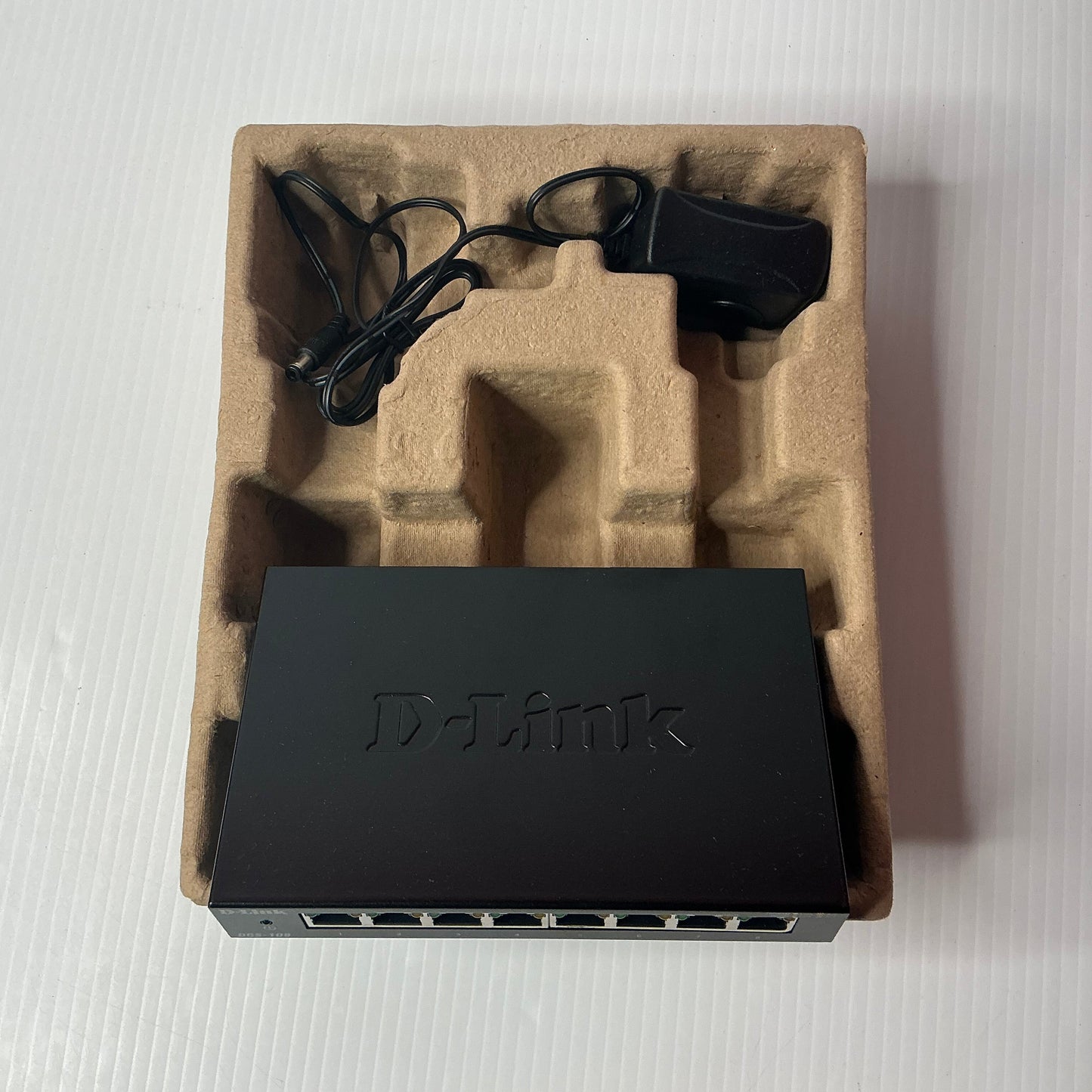 D-Link 8-Port Gigabit Ethernet Switch