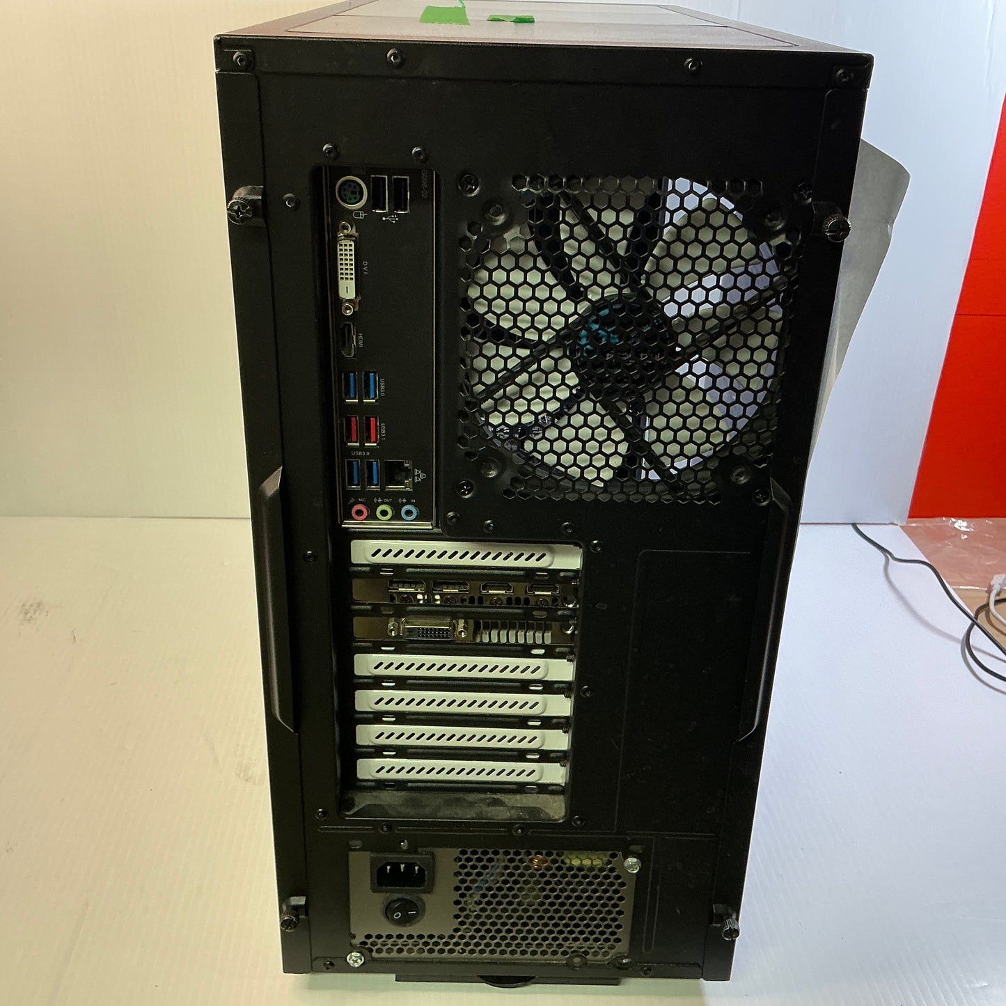 Custom Gigabyte AB350 PC