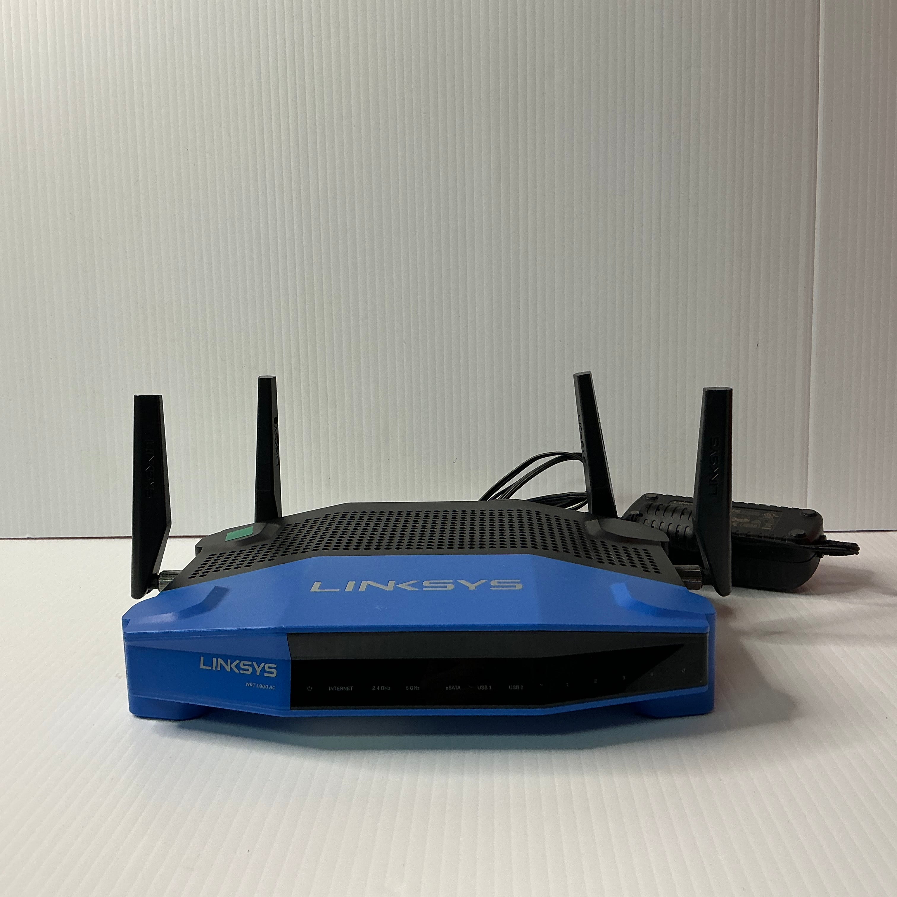 Linksys Wifi Router WRT1900AC – Free Geek Toronto