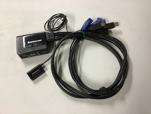 Iogear 4-Port USB KVM Switch with Cables and Remote