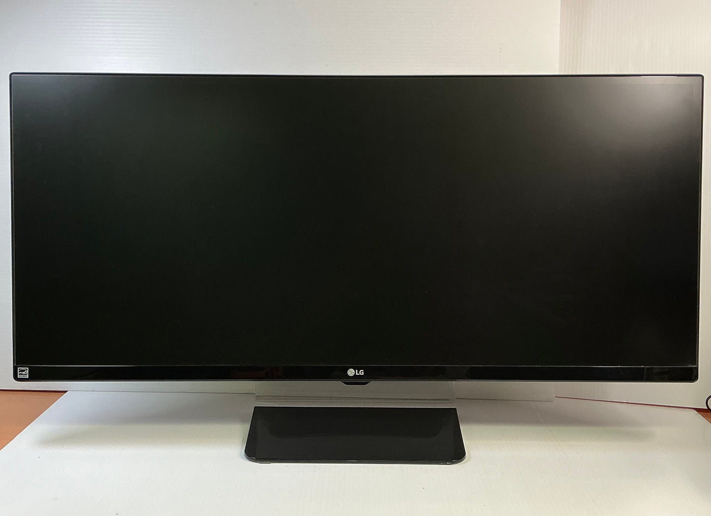 LG 34UM67-P UltraWide Monitor