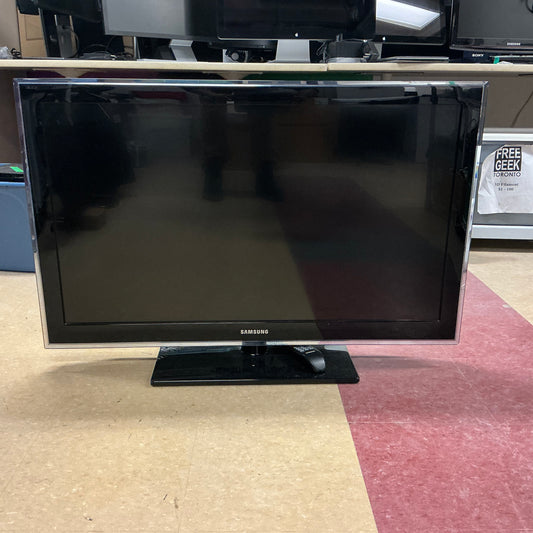 40" Samsung LCD TV