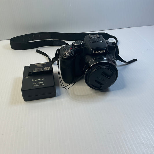 Panasonic Lumix DCM-FZ200