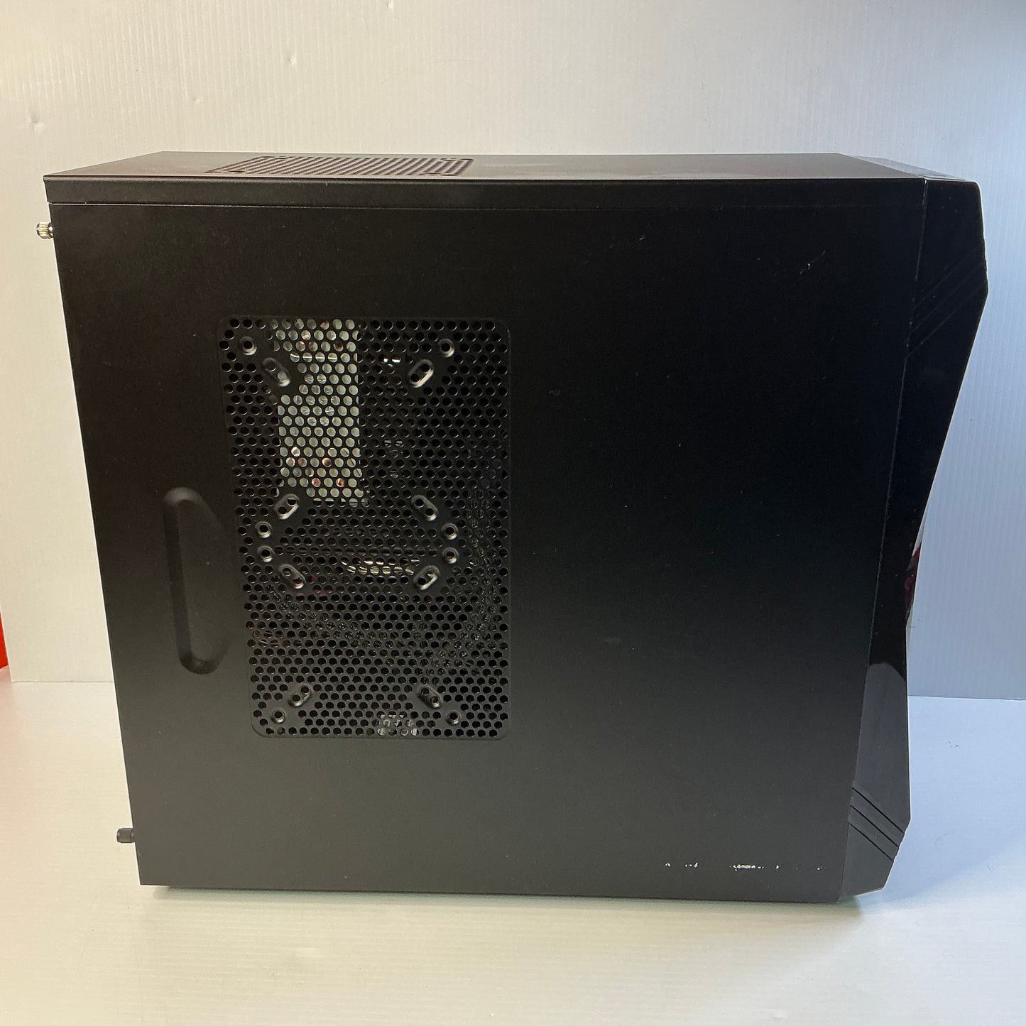 Custom MSI MS-7A11 PC