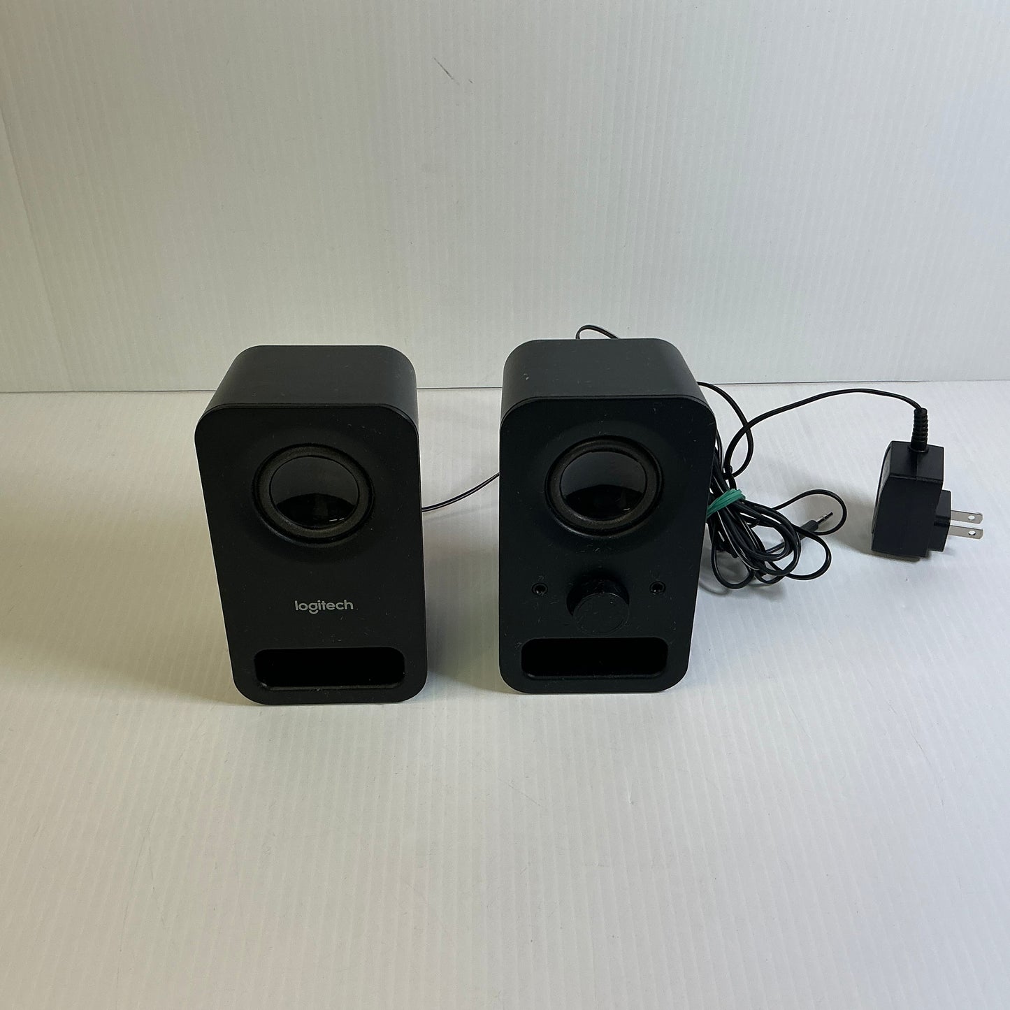 Logitech Multimedia Speakers Z150