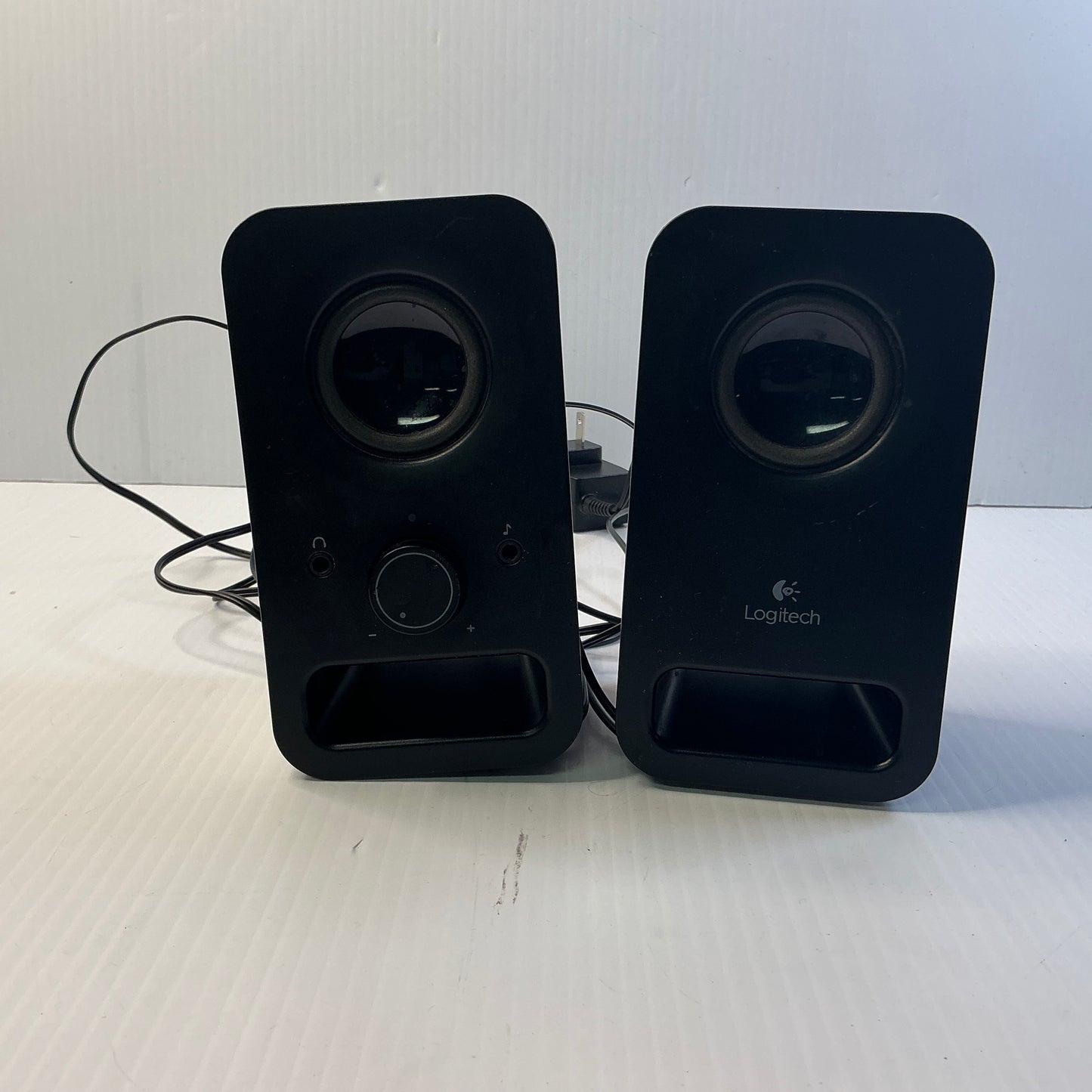 Logitech Z150