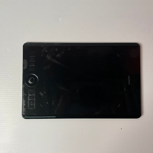 Wacom Intuos Pro PTH660 Drawing Tablet