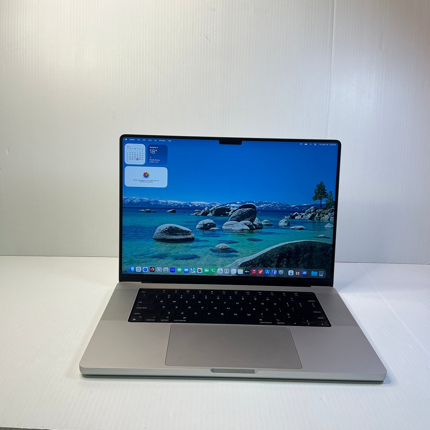 Apple MacBook Pro 16