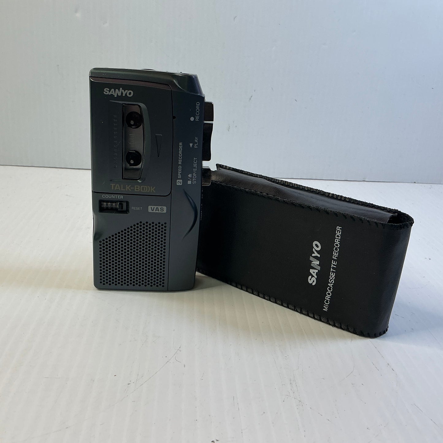 SANYO Talk Book TRC-670M