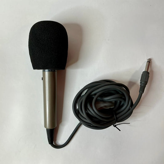 Realistic Dynamic Microphone