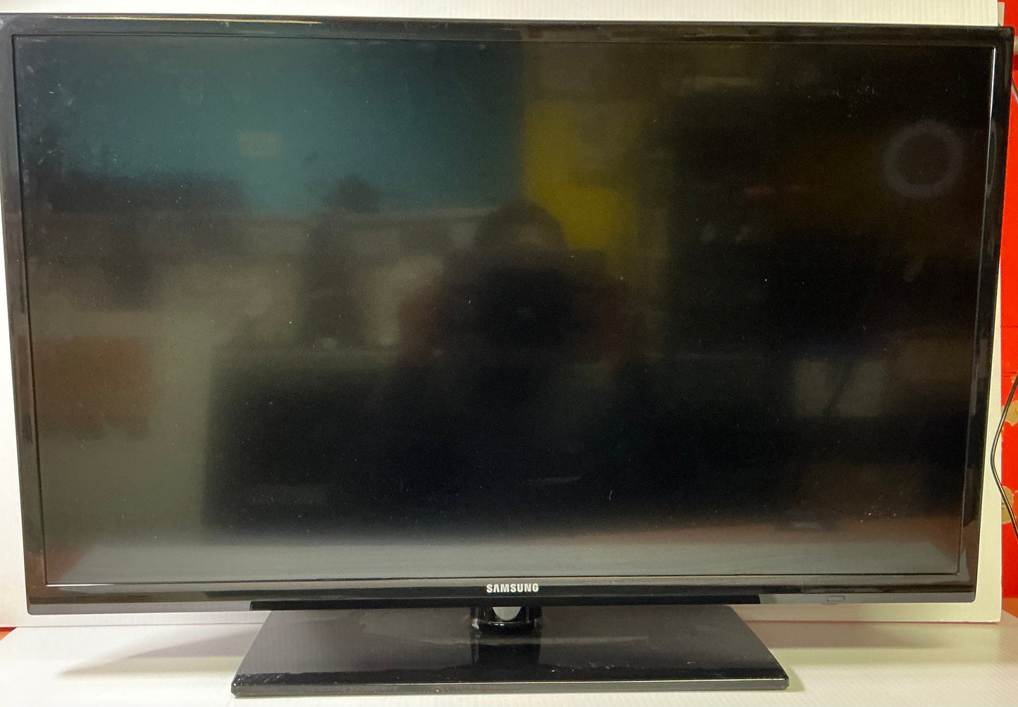 32" Samsung TV