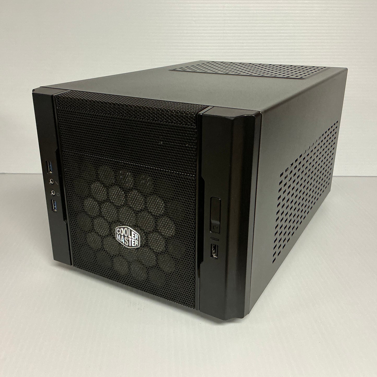 Cooler Master Case