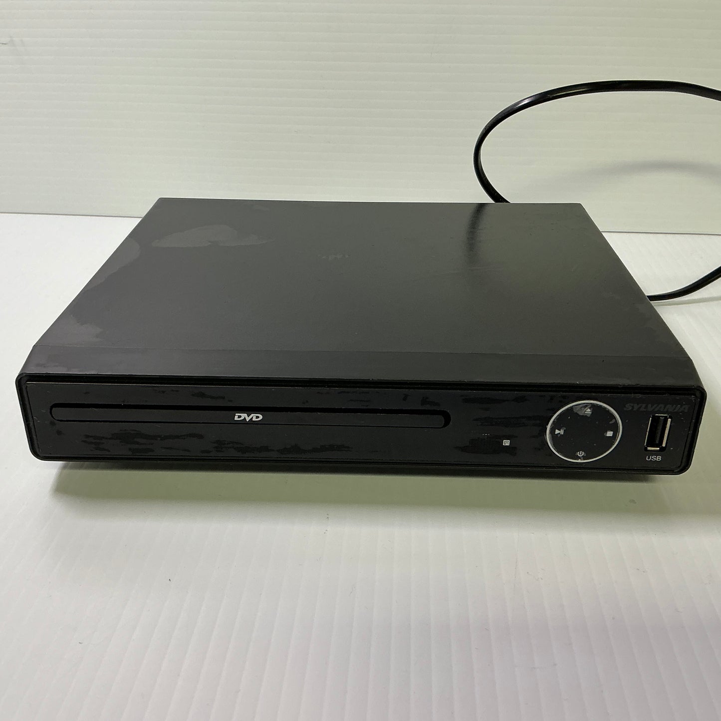 Sylvania SDVD6670 DVD Player