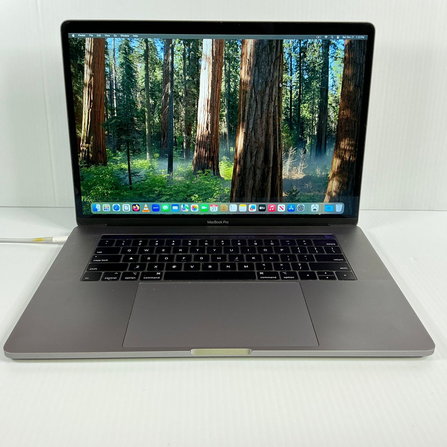 Apple MacBook Pro 15" [Late 2018]