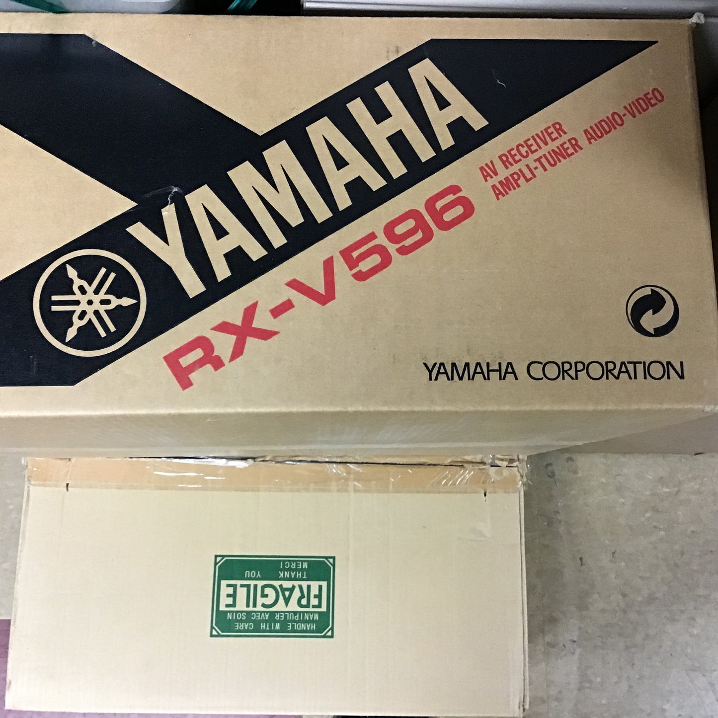 Yamaha RX-V596 Audio/Video Receiver