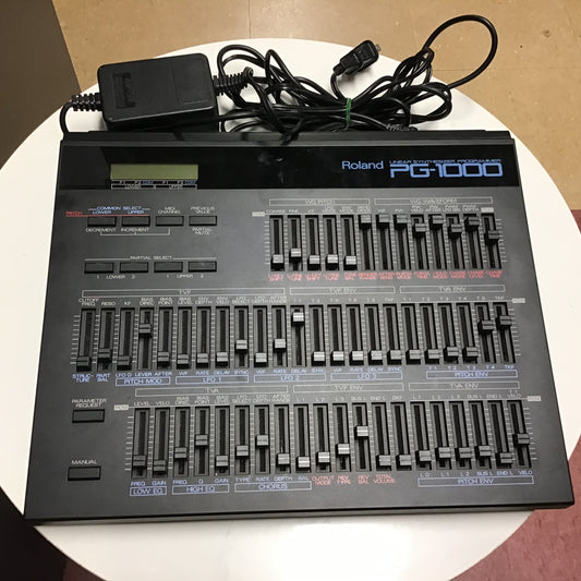 Roland Synthesizer Programmer PG-1000