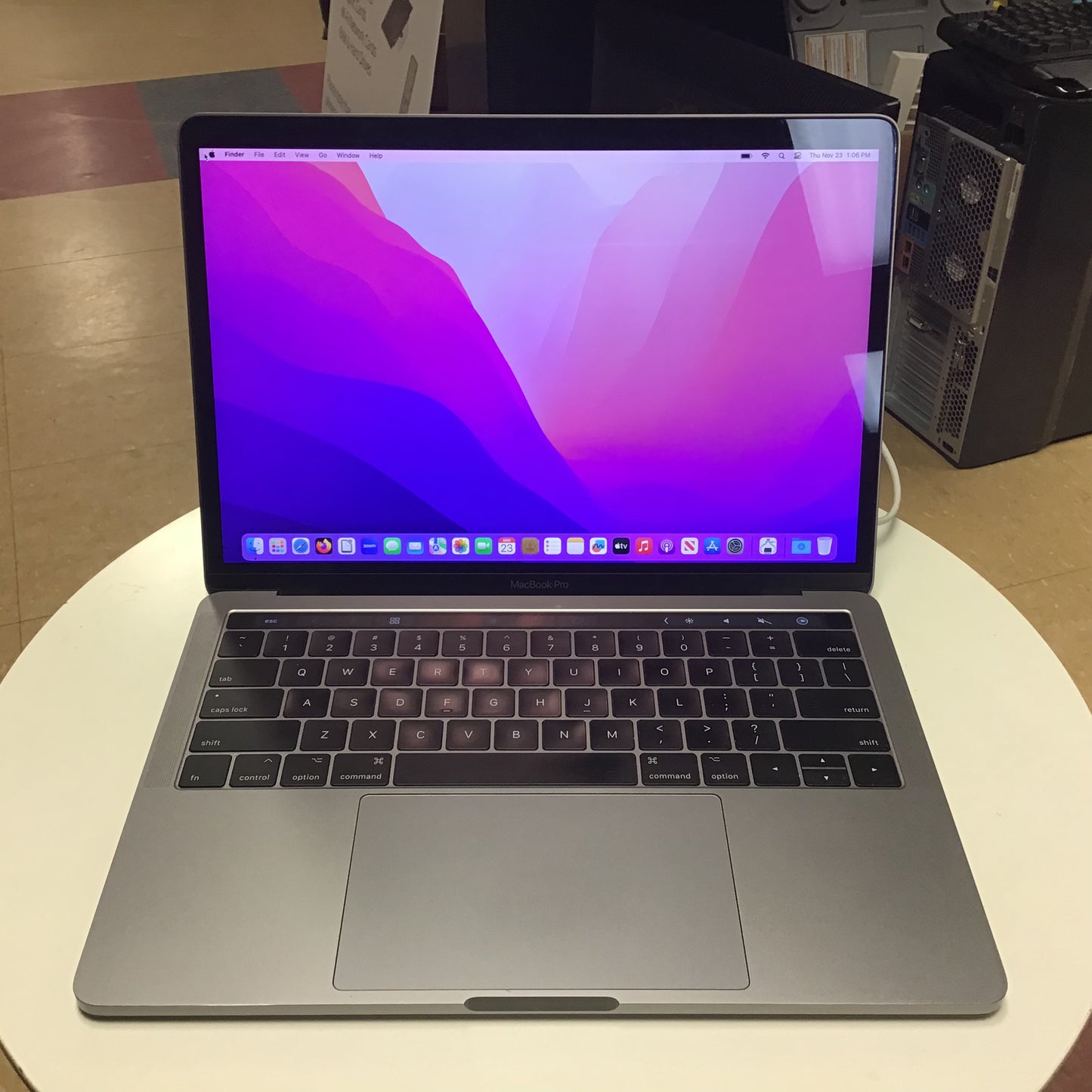 Macbook Pro 13" [2017]