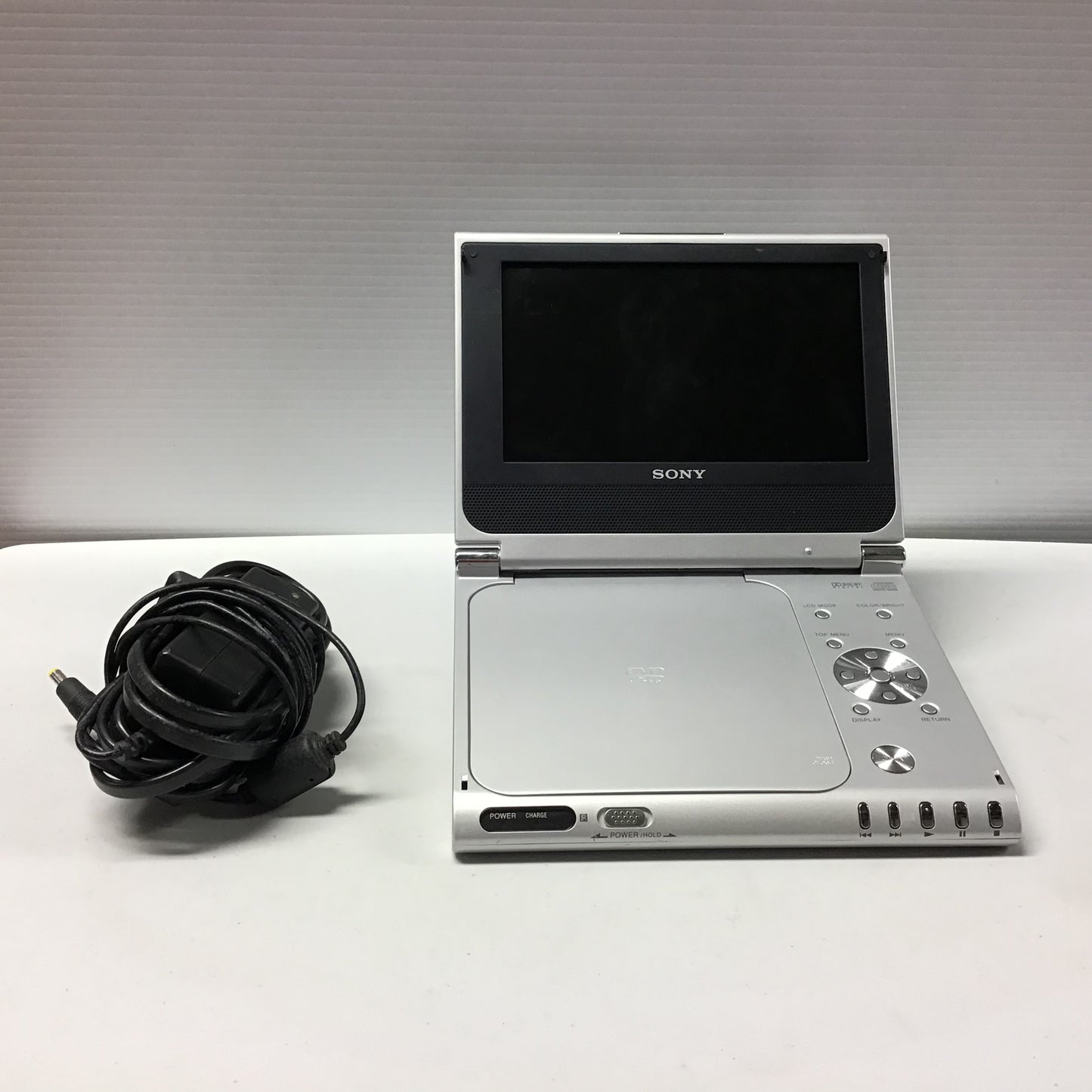 Sony DVP-FX705 Portable DVD Player with Screen