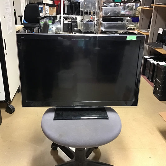 31.5" Panasonic TV