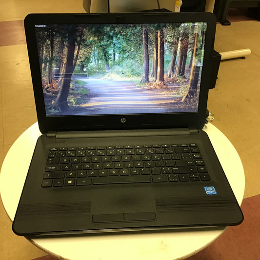 HP Notebook 14-am038ca