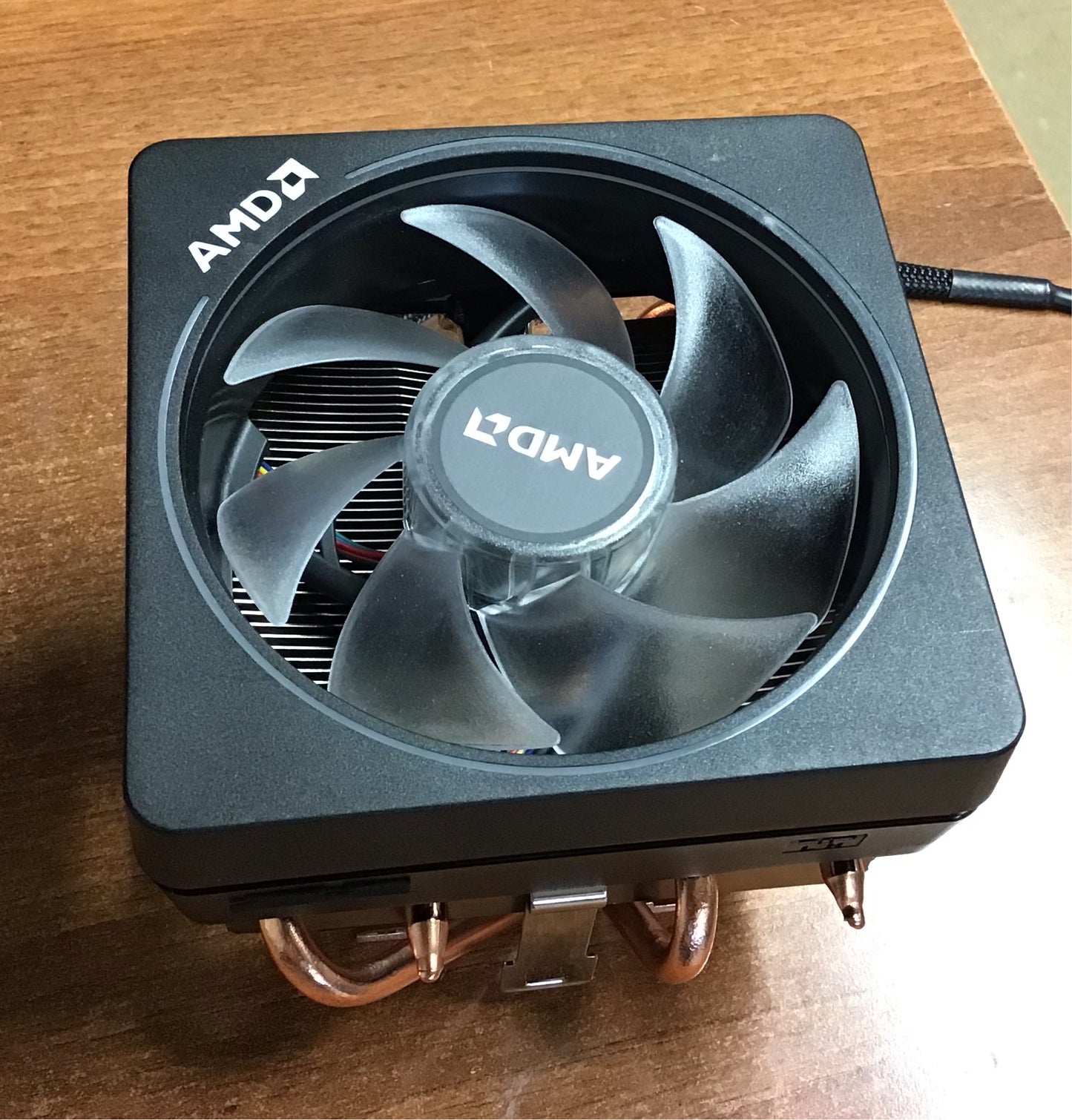 AMD Wraith Prism LED RGB Cooler Fan