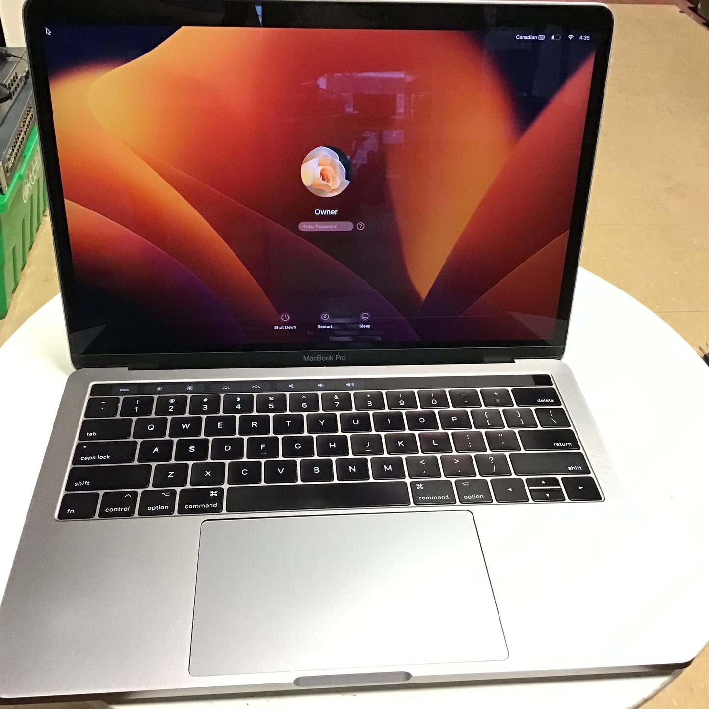 Apple MacBook Pro 13" [2017]
