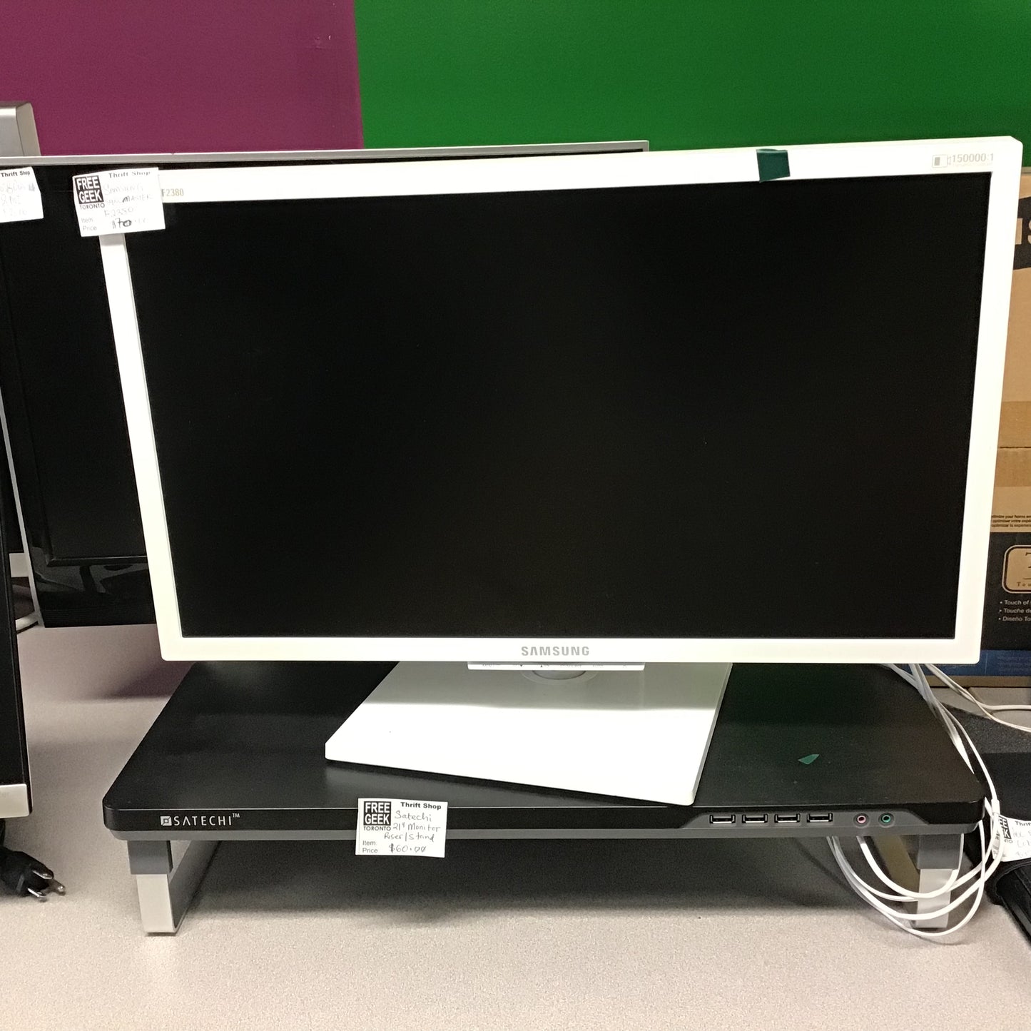 Satechi 21" Monitor Riser/Stand [Stand only]
