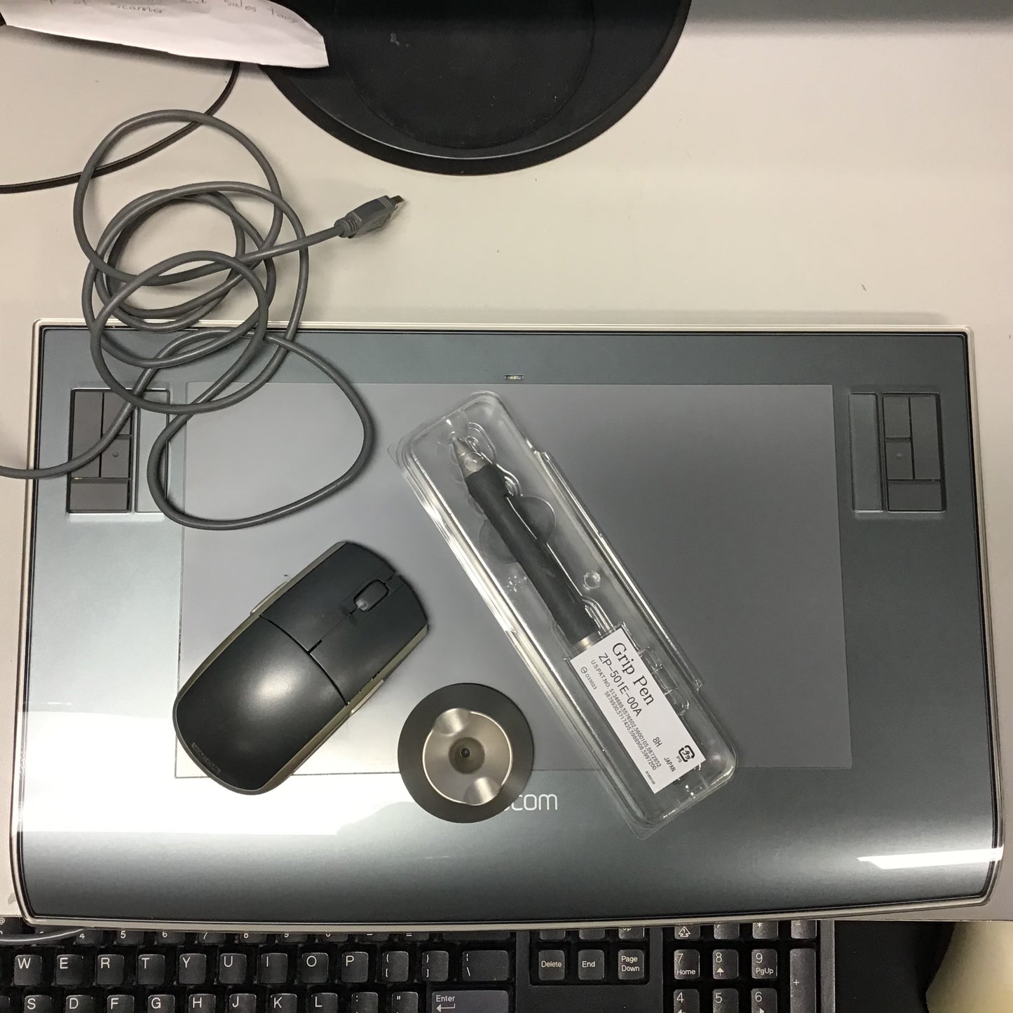 Wacom Intuos3 6X11 Tablet